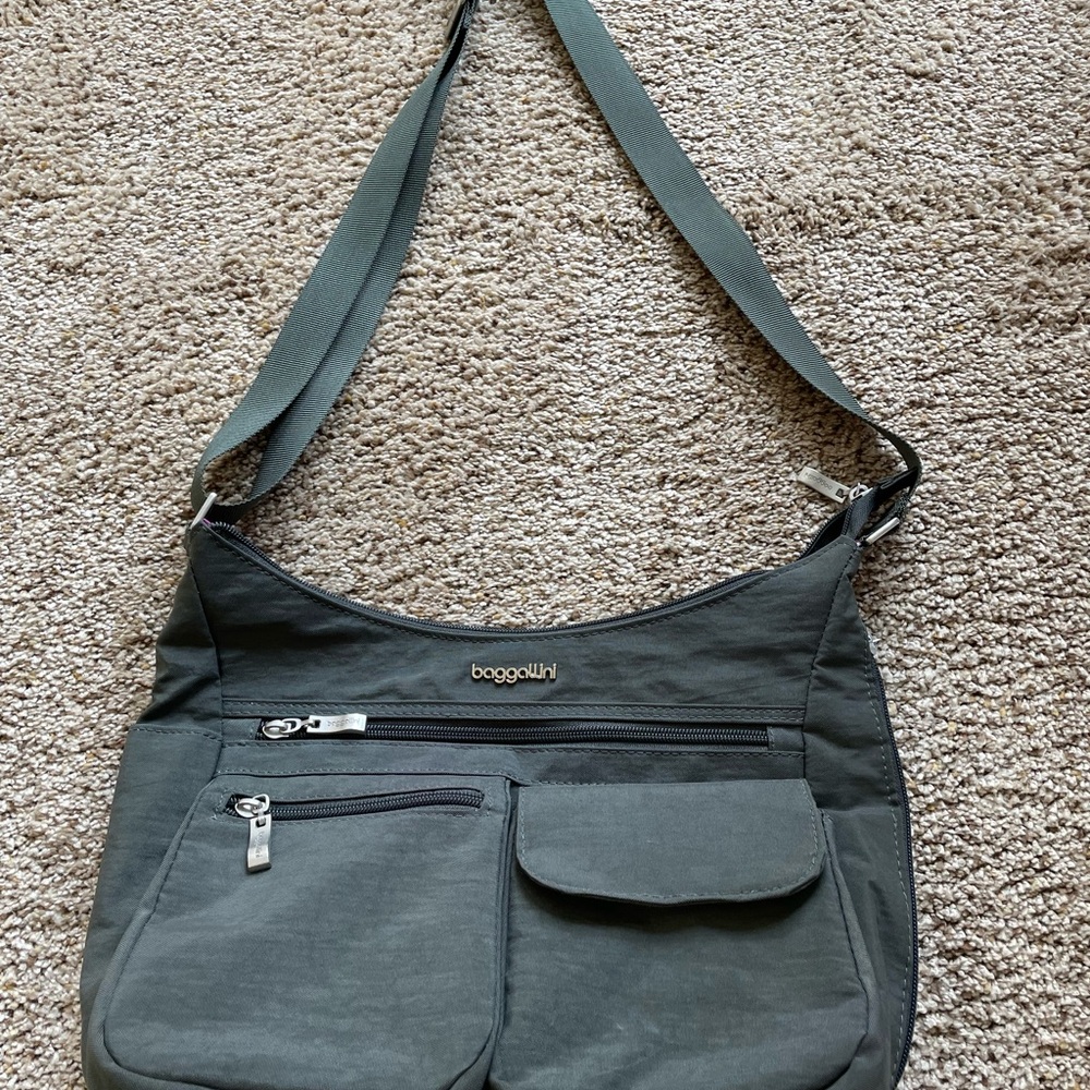 Baggallini Dark Green Crossbody Bag